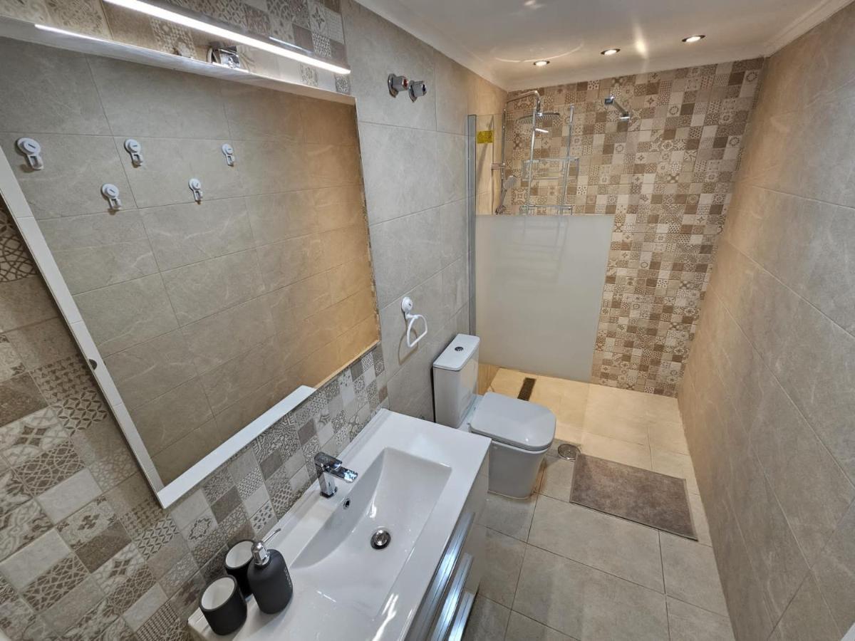 Hda Apartment 2. Torrevieja Kültér fotó